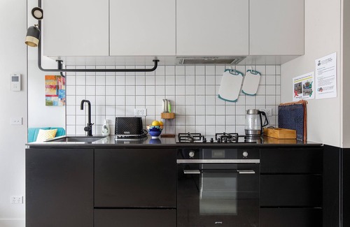 South Yarra Apartment | Luxury Living in Heart of South Yarra near Jam Factory, Prahran Market Chapel St