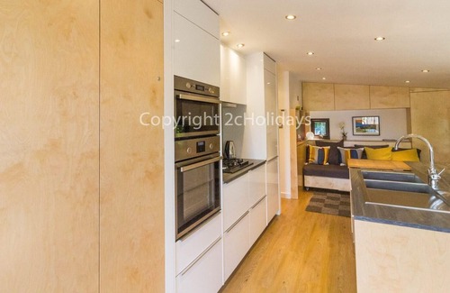 Saxmundham Cabin | Luxury lodge for hire in Carlton Meres in Suffolk ref 60027M