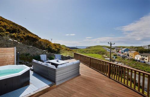 Doolin House | Luxury Lodges in Doolin Village with Hot Tubs