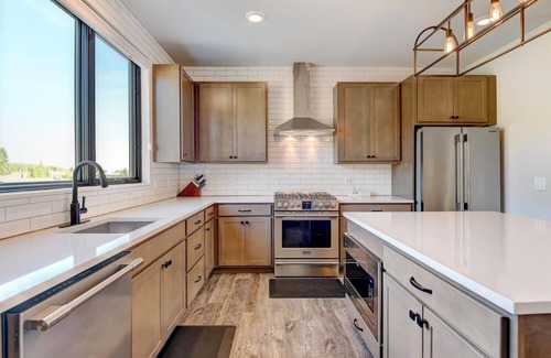 Winter Park House | Luxury Loft 21 I Rooftop Hot Tub & Lounge I Great Views I Best Price I Discounted Attractions