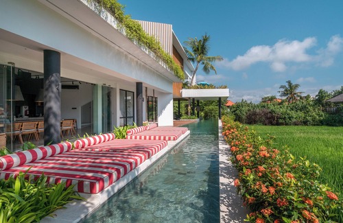 Berawa House | Luxury Mandala Oasis Cher and Staff included lvid13