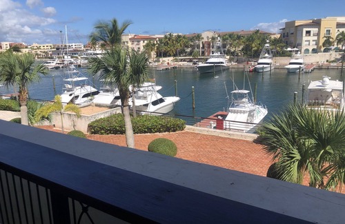 Bavaro Apartment | Luxury Marina & Beach 2 bedroom Apartment! 3 min easy WALK to the beach & pool!