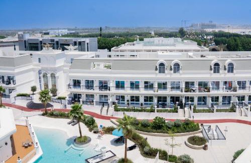 Al Barsha Apartment | Luxury meets Wellness l Resort Style Living Oasis l Balcony Overlooking Miracle Garden