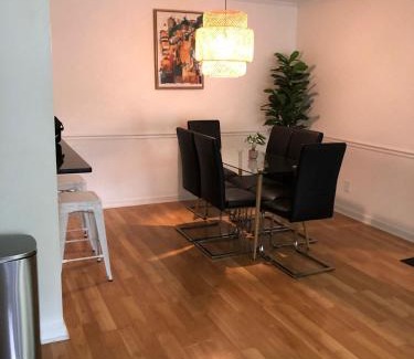 West End Apartment | Luxury Midtown 2BR Family Suite Sleeps 8 guests with Private Balcony and Optional Parking Walk to Parthenon & Vanderbilt Near Broadway