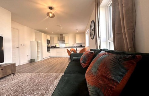 Ebbsfleet Valley Apartment | Luxury Modern 2 Bed Apartment in Ebbsfleet