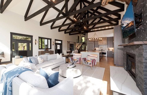 Columbine Lake House | Luxury Modern Mountain Home w/Amazing Lake & Mountain Views. 2 Miles to Purg