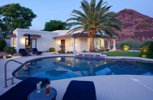 Central Scottsdale House | Luxury Mountain Estate-Pool-Spa-BBQ+Bar-Fire pit