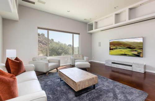 Central Scottsdale House | Luxury Mountain Estate-Pool-Spa-BBQ+Bar-Fire pit