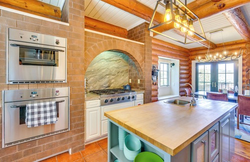 Alpine Cabin | Luxury Mountain Log Cabin, Minutes from San Diego!