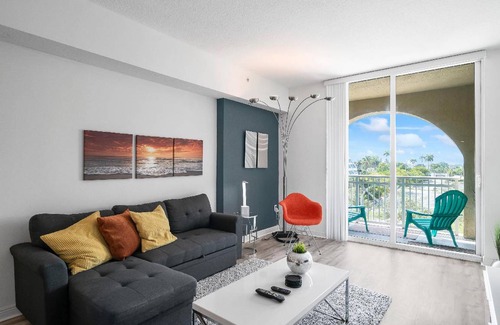 Boynton Beach Condo | Luxury Near the Beach! BEACH PASS INCLUDED!