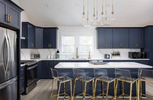 Corolla House | Luxury New Home Heated Pool Hot Tub Game Room