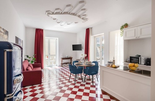Sorrento Historic Centre Apartment | Luxury New Sorrento Home with Terrace - Sleeps 12