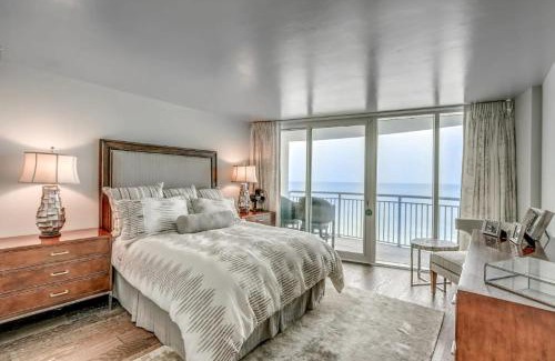 Downtown Myrtle Beach House | Luxury Oceanfront 3 Bedroom at Sandy Beach