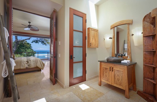 Kamuela House | Luxury Oceanfront Estate. Tropical Beach & Reef Sanctuary.