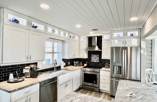 South Nags Head House | Luxury Oceanfront home in South Nags Head!