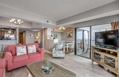 Myrtle Beach Condo | Luxury Oceanfront top floor Penthouse w/4 Balconies-by Luxury Beach Rentals!