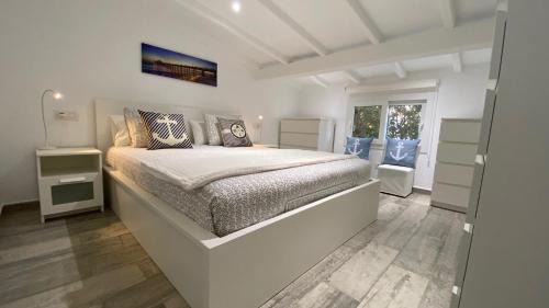 Cala'n Bosch House | Luxury oceanfront villa in an idyllic location no1