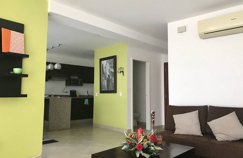 Manta Condo | * Luxury Oceanfront View Condo *