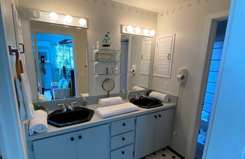 Cudjoe Key Villa | Luxury Oceanview Pool Eco-friendly Villa Near Key West