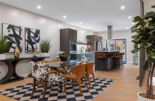 Lawrenceville Apartment | Luxury Overlooking Lawrenceville! Stylish & Serene