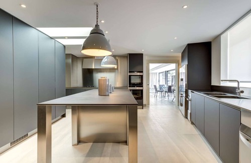 Chamonix City Centre Apartment | Luxury penthouse in central Chamonix with Mont Blanc Views