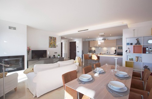 Ojen Apartment | Luxury penthouse in natural surroundings