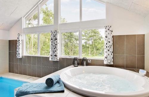 Blavand Strand House | Luxury Pool Retreat in Blavand - By Traum Ferienwohnungen