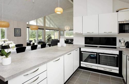 Blavand Strand House | Luxury Pool Retreat in Blavand - By Traum Ferienwohnungen