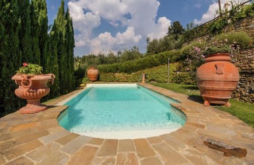 Ossaia Villa | Luxury pool villa in Cortona