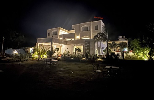 Bedla House | Luxury Pool villa with 10 bedrooms, Roof-Top & garden surrounded by Hills
