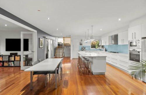 Ocean Grove House | Luxury Poolside Oasis with Views sleeps 11