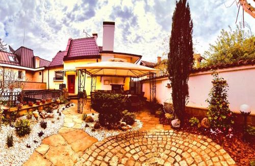 Veliko Tarnovo Center Apartment | Luxury Private House in City Center