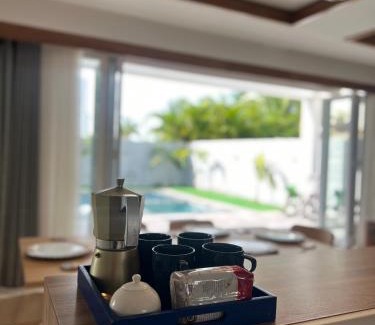 Juan Dolio Villa | Luxury Private Villa At Metro Pool Jacuzzi Wifi Sleeps 10