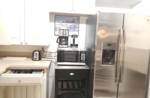 Westchase Condo | Luxury remodeled w/private covered patio, next to biking trail