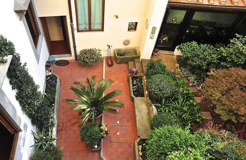 Santa Croce Apartment | Luxury Renaissance Palace