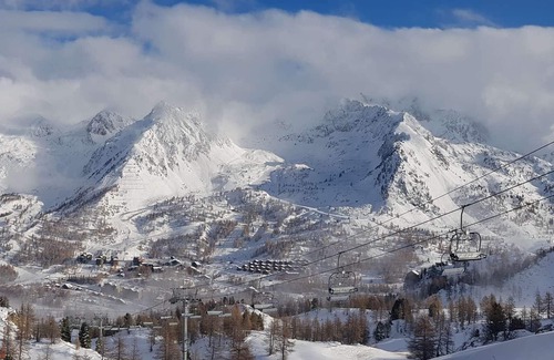 Isola Ski Chalet | Luxury renovated chalet, 5 bedrooms, fireplace, parking, near the French Riviera
