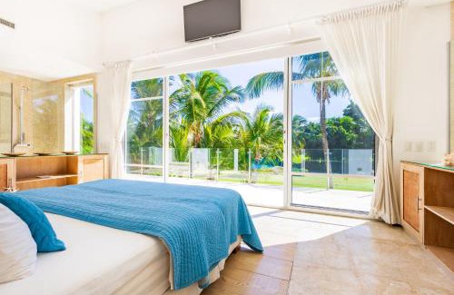 Bavaro Villa | Luxury Rentals in Punta Cana - Exclusive Waterfall Villa with Private Pool, BBQ, Maid, Golf