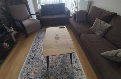Kadikoy Apartment | luxury residence in istanbul!--5 min from the metrobus, have pool, sauna n more!