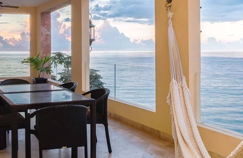 Villa de Guadalupe Hotel | Luxury Resort Living – 2BR/3BA Garza Blanca Suite for 6