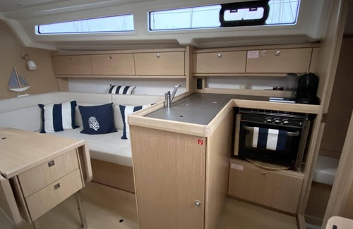 Belem Boat Rental | Luxury sailing boat
