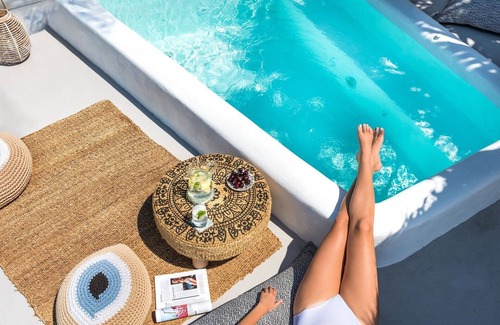 Akrotiri Villa | Luxury Santorini Villa |Summer Lovers Villa Private Pool | Hot Tub | Panoramic Caldera View | Akroti