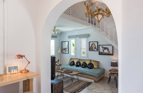 Akrotiri Villa | Luxury Santorini Villa |Summer Lovers Villa Private Pool | Hot Tub | Panoramic Caldera View | Akroti