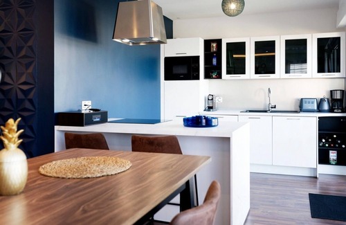 Ouistreham Apartment | Luxury & sea view in Ouistreham/Luxe & vue mer à Ouistreham