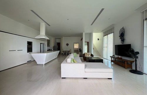 Rawai Villa | Luxury Sea view villa with private pool and elevator