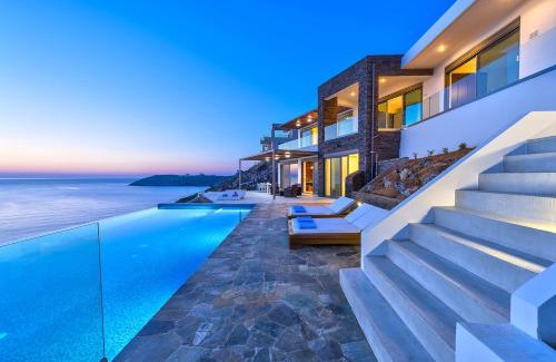 Stavros Villa | Luxury seafront design villa Kyma in Tersanas Owner listing