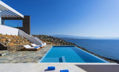 Stavros Villa | Luxury seafront design villa Kyma in Tersanas Owner listing