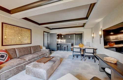 Avon Resort | Luxury Ski in and out Residence @Ritz-Carlton with Balcony