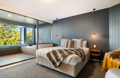 Montville Apartment | Luxury Spa Retreat with Ocean and Hinterland Views