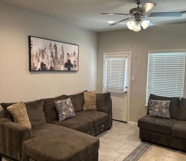 Clodine House | Luxury & spacious 3 bedroom house with Jacuzzi