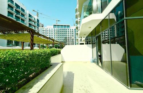 Madinat Zayed Apartment | Luxury studio appartment